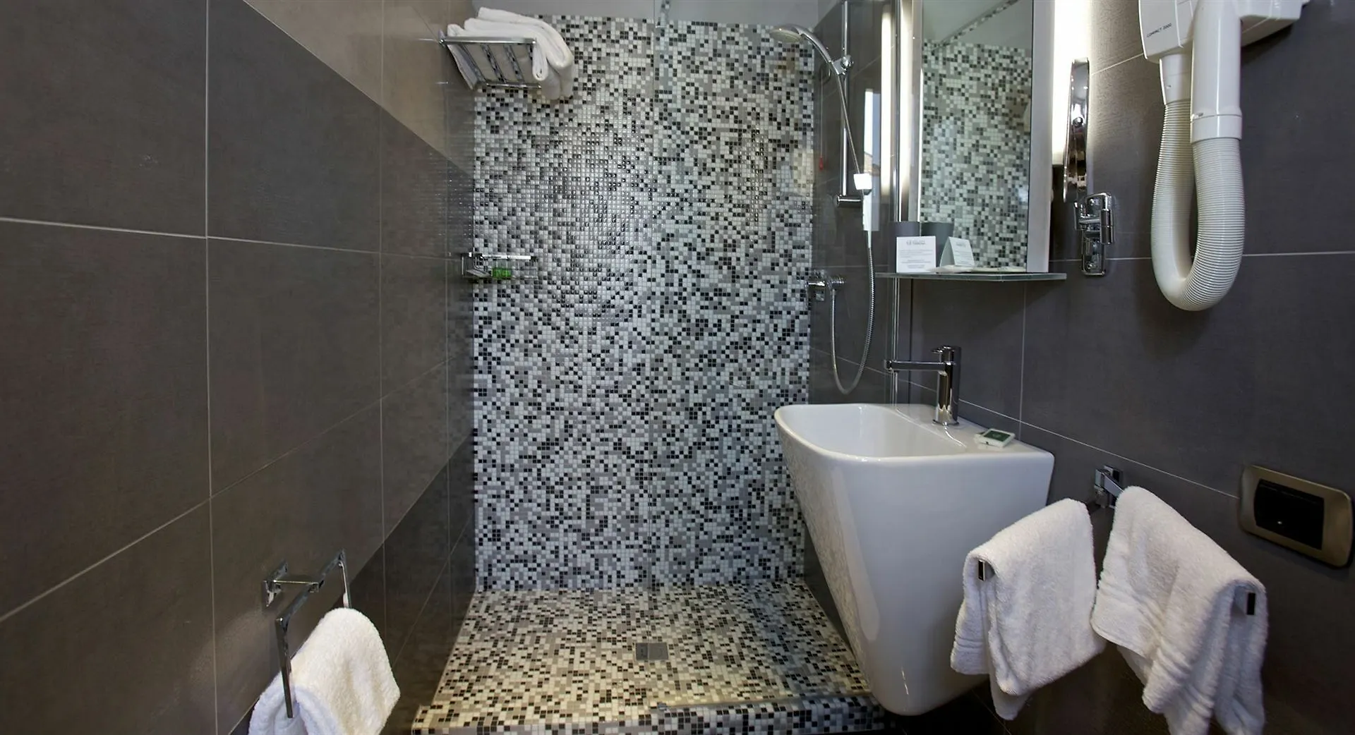 Hotel Tirrenia Viareggio
