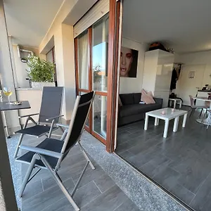 Luxury , Acquaseria Italien