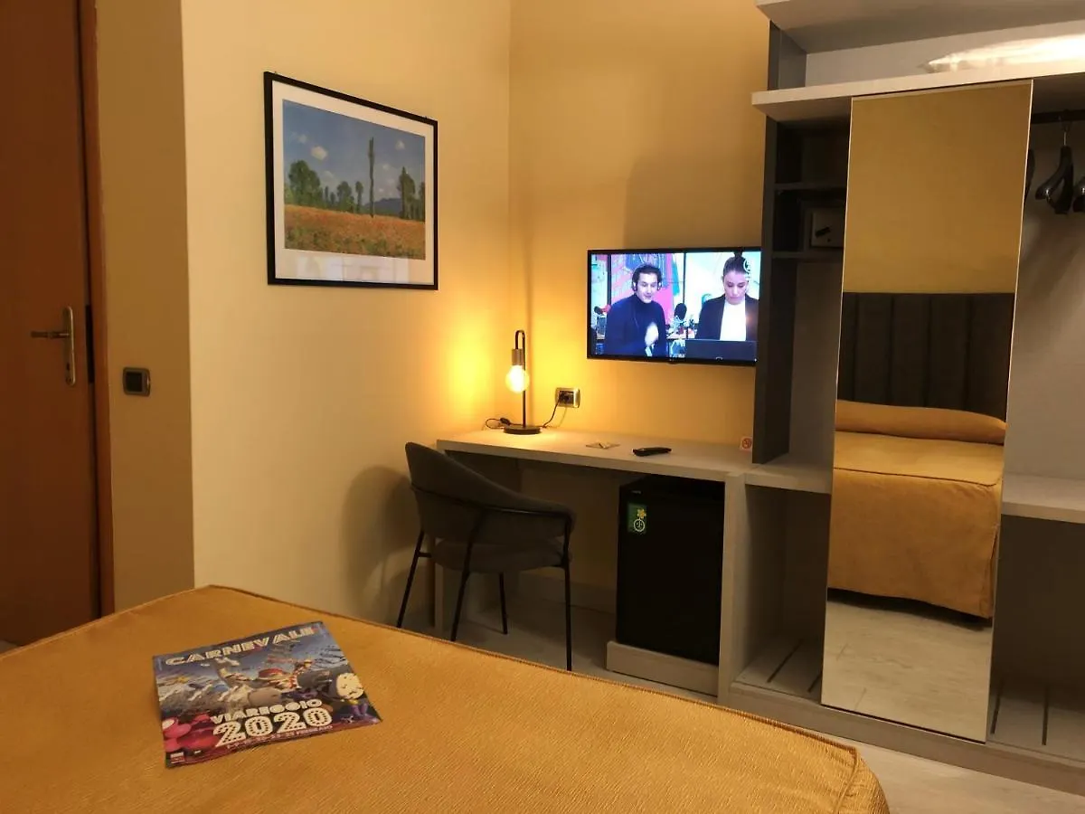 Hotel Tirrenia Viareggio